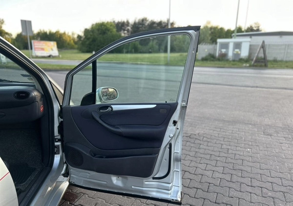 Mercedes-Benz Klasa A cena 6999 przebieg: 205000, rok produkcji 2003 z Częstochowa małe 379